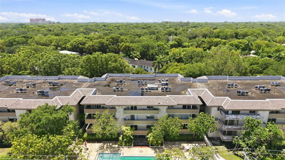 1205 Mariposa Ave #403 Coral Gables, FL 33146
