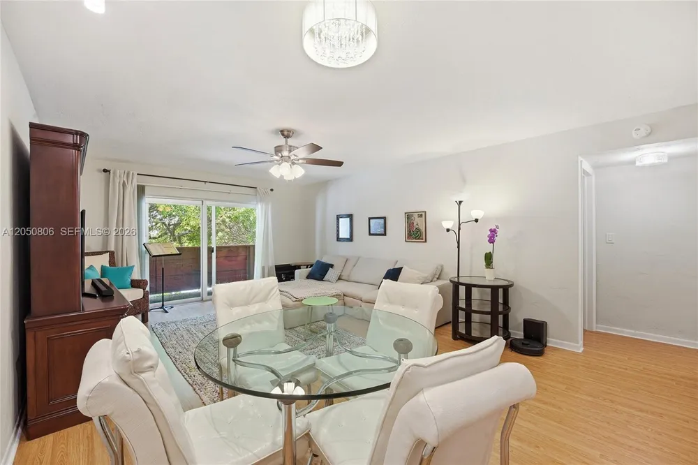 1205 Mariposa Ave #403 Coral Gables, FL 33146