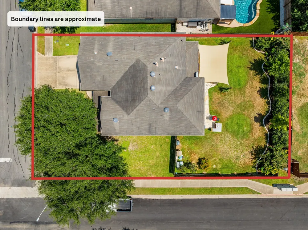 110 Stone Crest Boulevard Buda, TX 78610