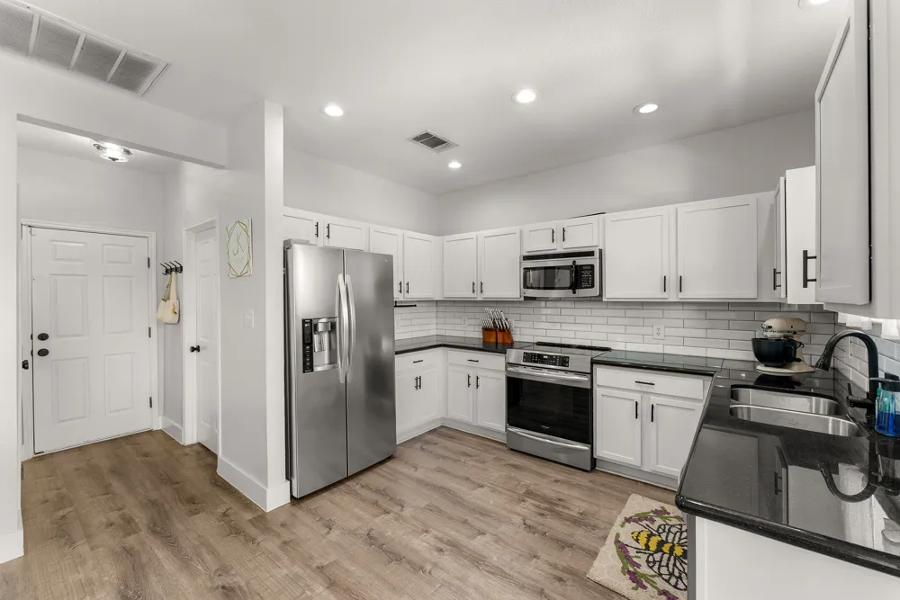 110 Stone Crest Boulevard Buda, TX 78610