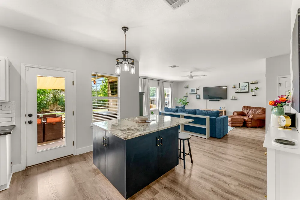 110 Stone Crest Boulevard Buda, TX 78610