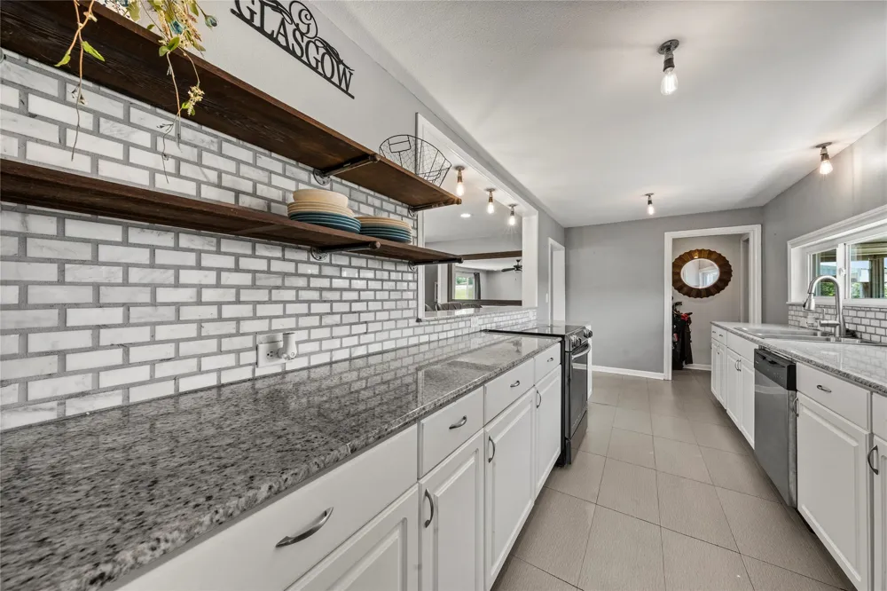332 Illinois China Spring, TX 76633