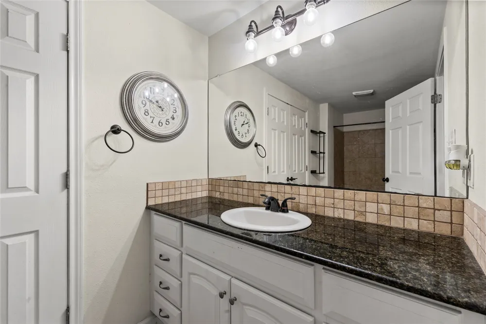 332 Illinois China Spring, TX 76633