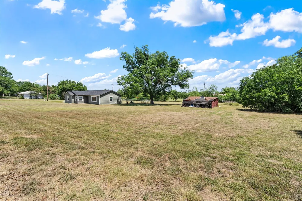 332 Illinois China Spring, TX 76633