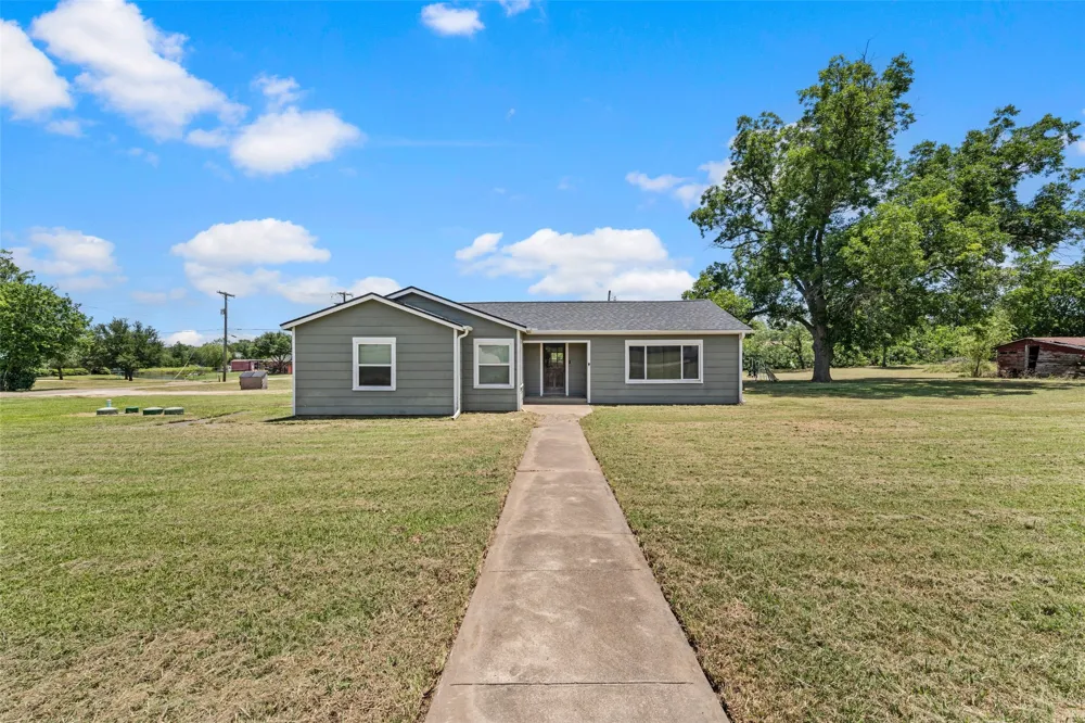 332 Illinois China Spring, TX 76633
