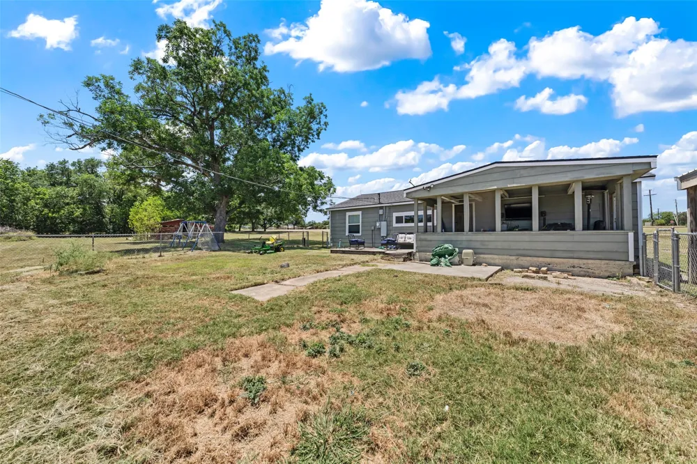 332 Illinois China Spring, TX 76633