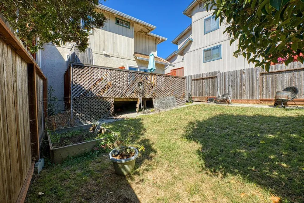 13 Altamont Drive Watsonville, CA 95076