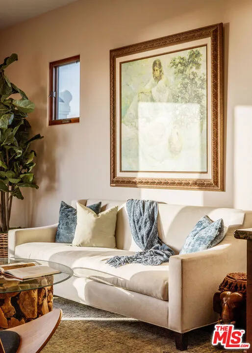 221 3rd Street Manhattan Beach, CA 90266