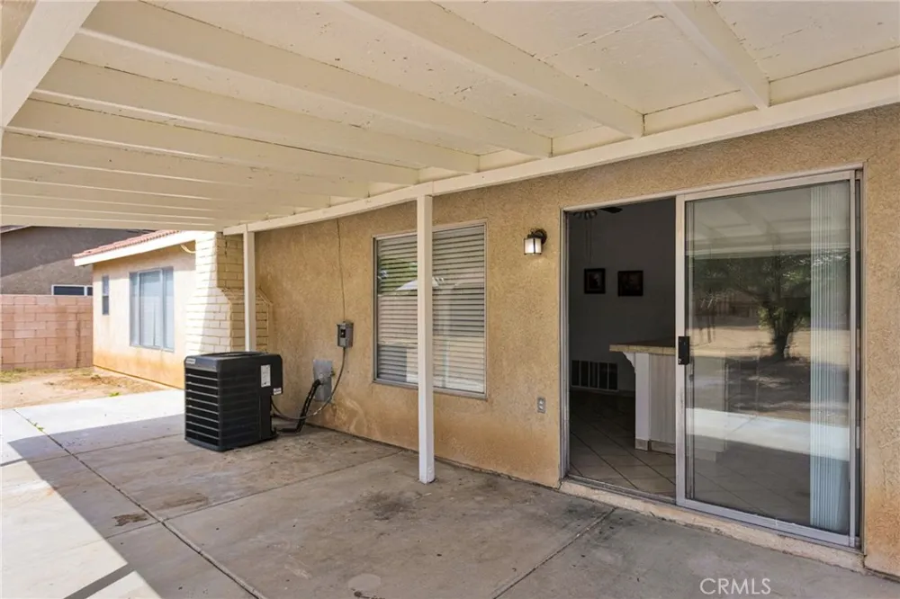 15036 Milford Adelanto, CA 92301