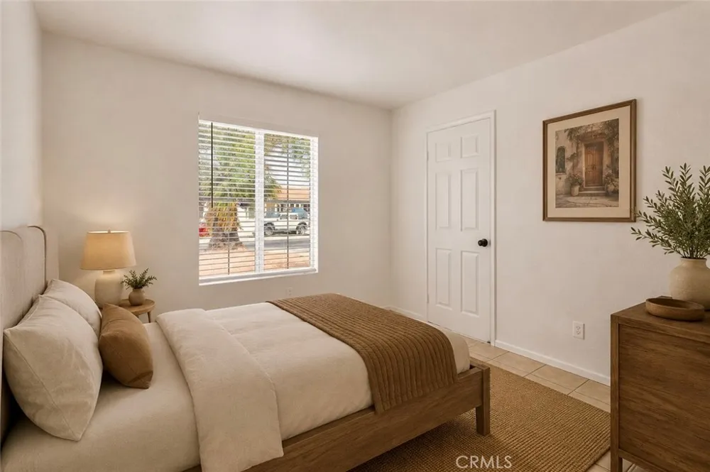 15036 Milford Adelanto, CA 92301