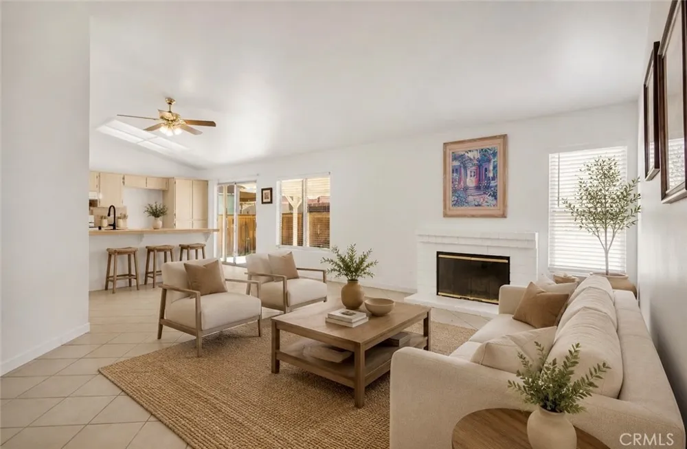 15036 Milford Adelanto, CA 92301
