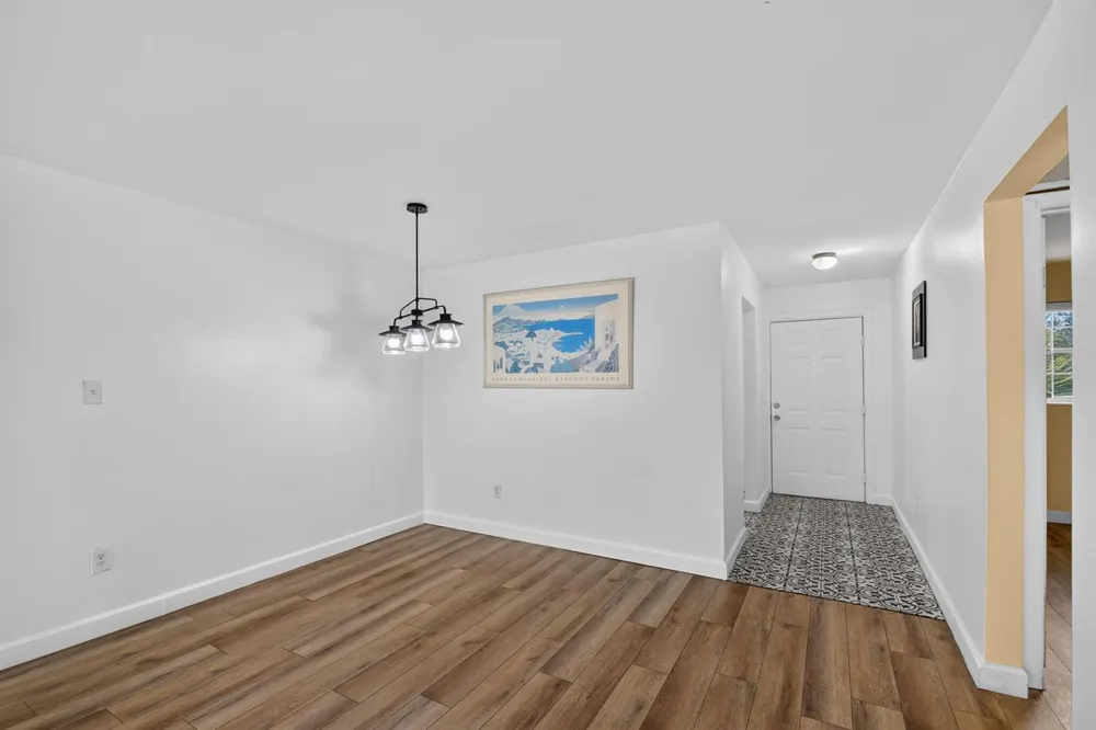 1505 Crescent Circle #B24 Lake Park, FL 33403
