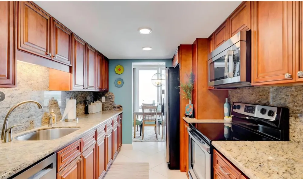 2881 NE 33rd Court #9a Fort Lauderdale, FL 33306