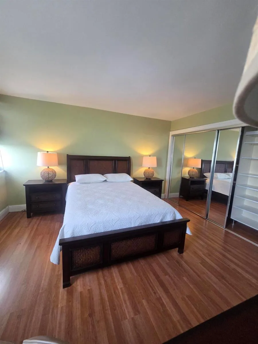 2881 NE 33rd Court #9a Fort Lauderdale, FL 33306