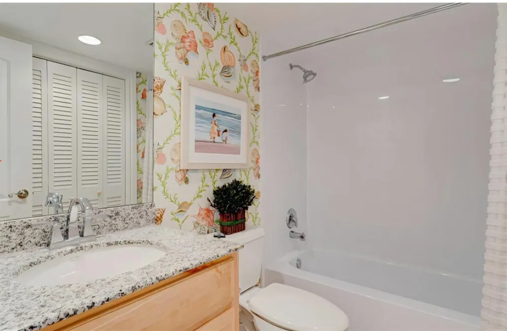2881 NE 33rd Court #9a Fort Lauderdale, FL 33306