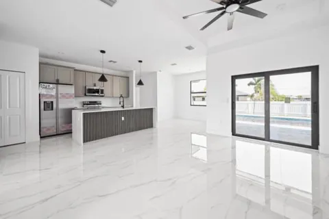 2511 NW 7th Street