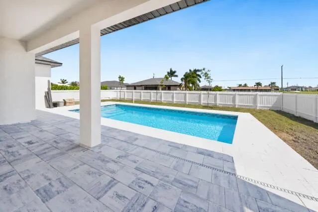 2511 NW 7th Street Cape Coral, FL 33993