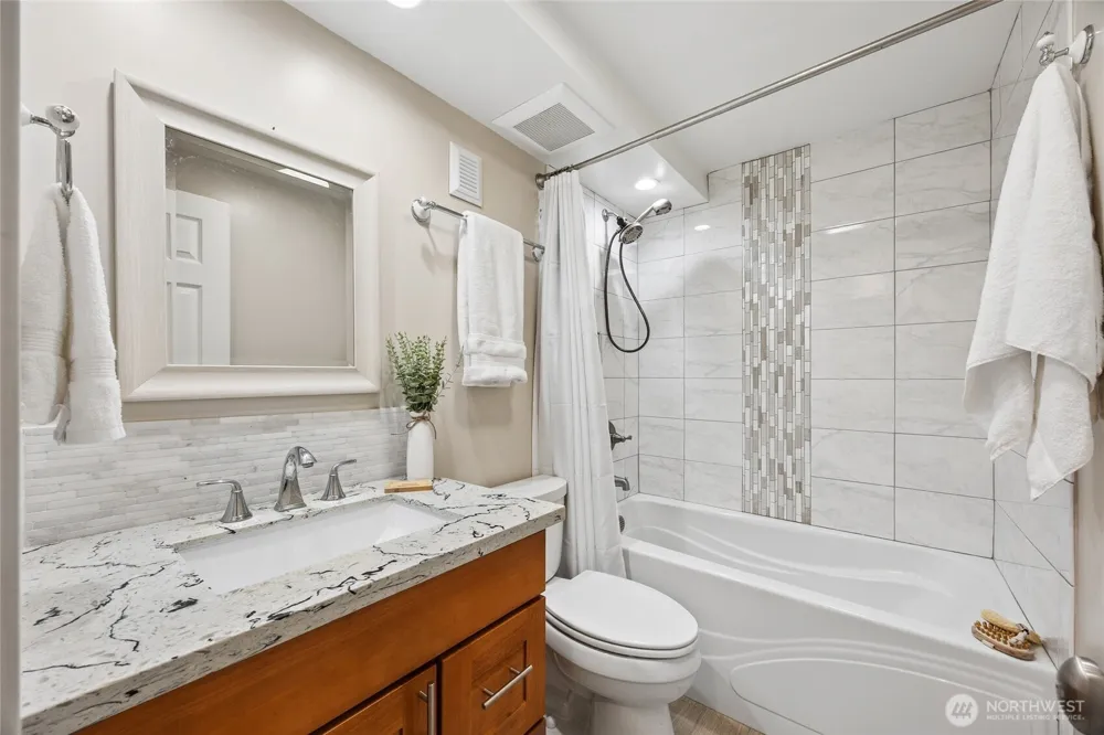 15438 SE 42nd Street Bellevue, WA 98006