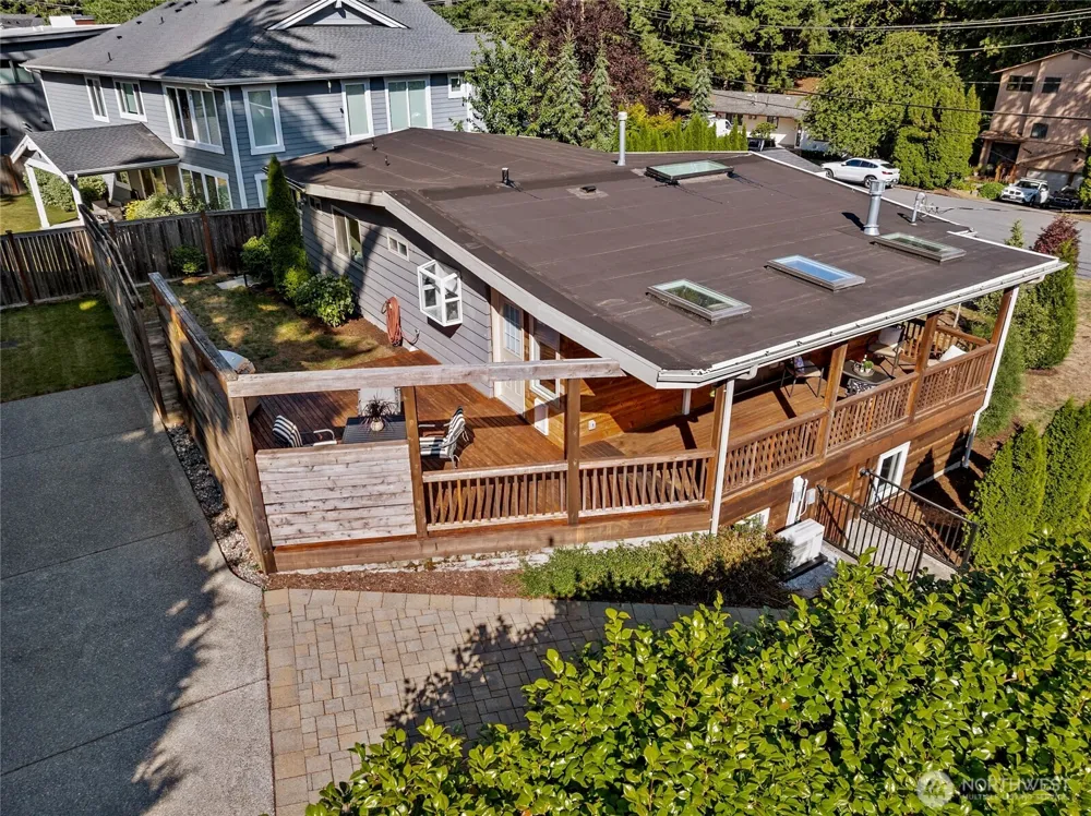 15438 SE 42nd Street Bellevue, WA 98006