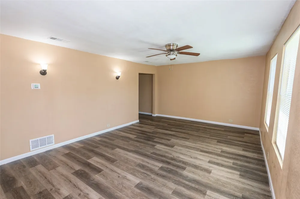304 Jack Grace Hill Road Bowie, TX 76230