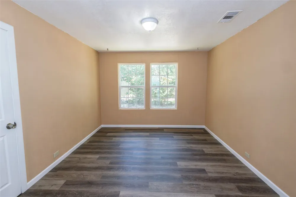 304 Jack Grace Hill Road Bowie, TX 76230