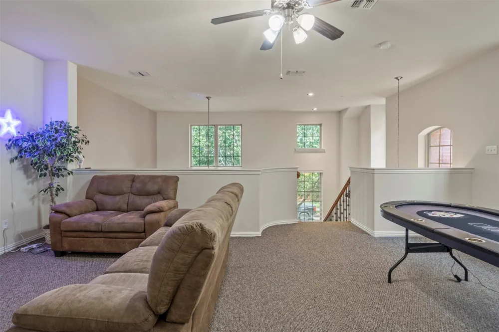 8712 Iron Horse Drive Irving, TX 75063