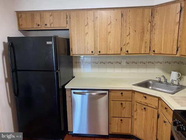 71 SUMAC COURT #A Mt Laurel, NJ 08054