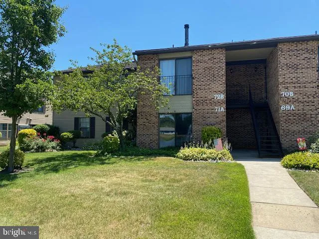 71 SUMAC COURT #A Mt Laurel, NJ 08054