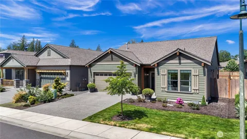 1410 Woods Point Loop