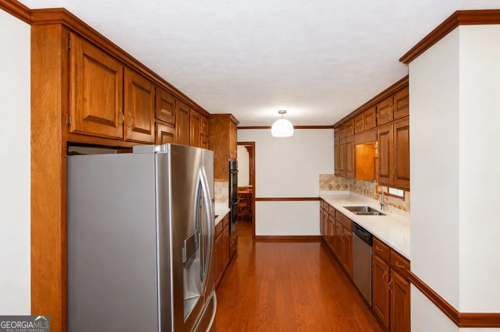 5817 Lost Grove DR NW Lilburn, GA 30047