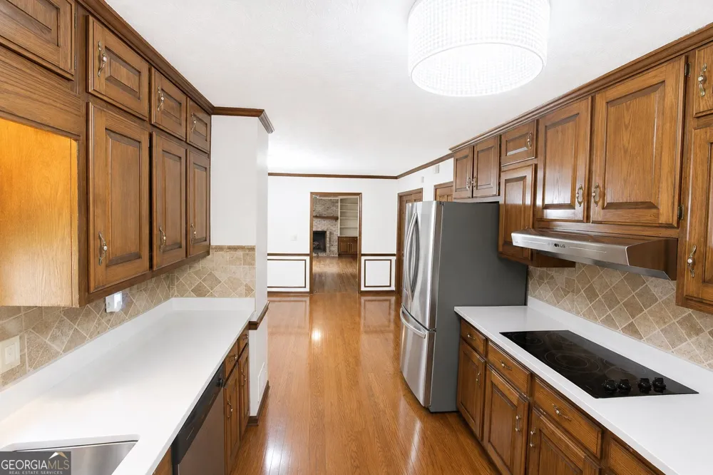 5817 Lost Grove DR NW Lilburn, GA 30047
