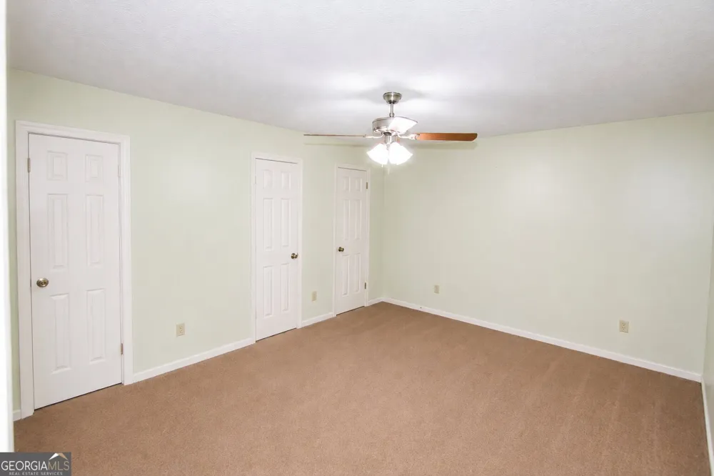 5817 Lost Grove DR NW Lilburn, GA 30047
