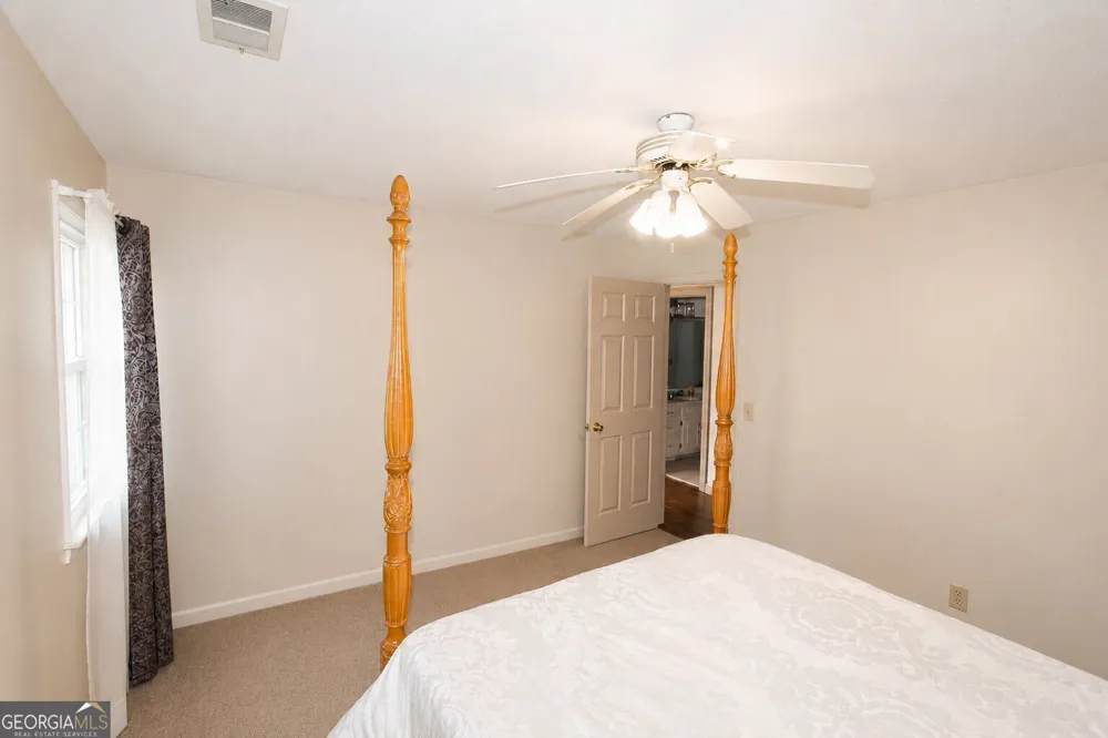 5817 Lost Grove DR NW Lilburn, GA 30047