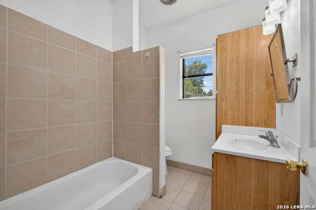 902 W Craig Unit 6 San Antonio, TX 78201