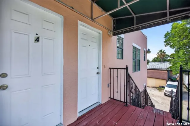 902 W Craig Unit 6 San Antonio, TX 78201