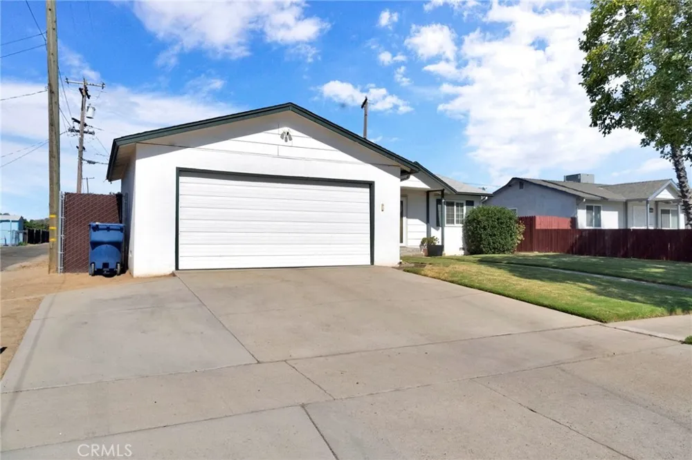 4619 Clark Fresno, CA 93726