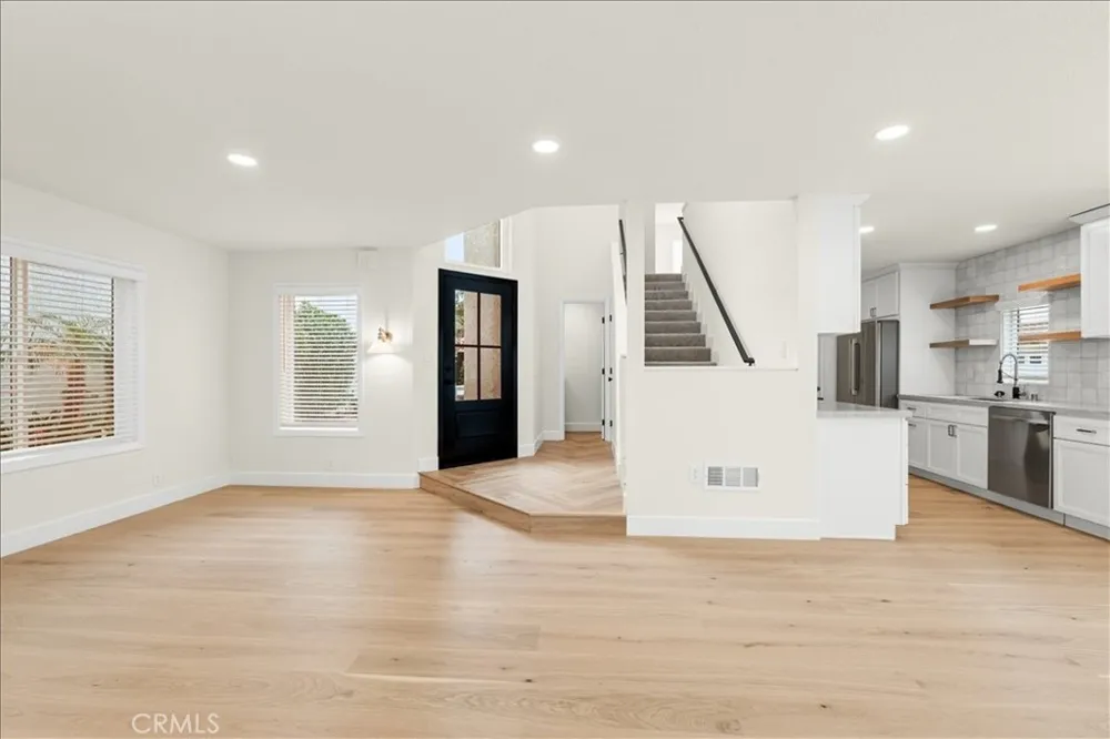 1945 Sundance Costa Mesa, CA 92627