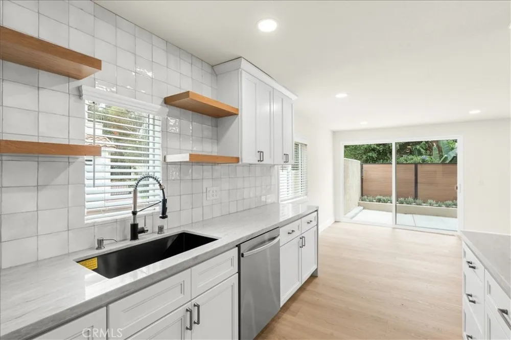 1945 Sundance Costa Mesa, CA 92627