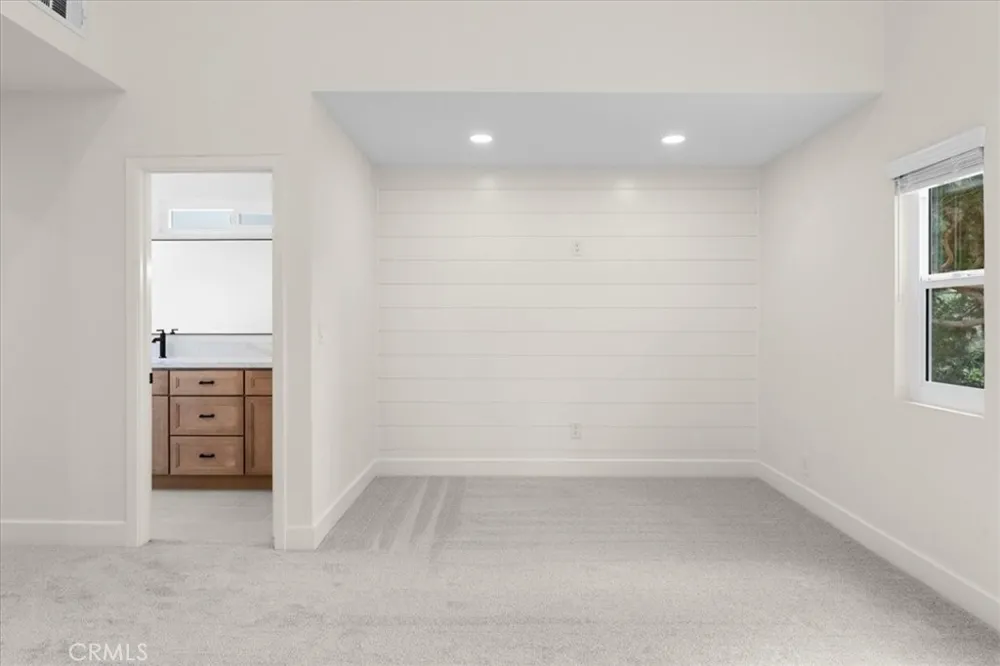 1945 Sundance Costa Mesa, CA 92627