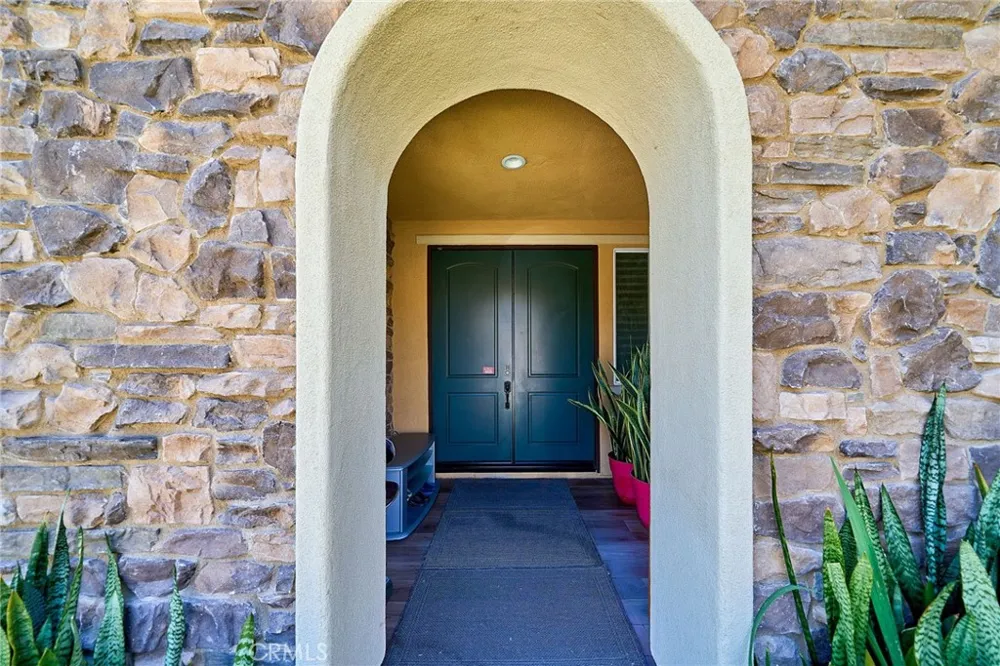1491 S Carnelian Street Anaheim, CA 92802