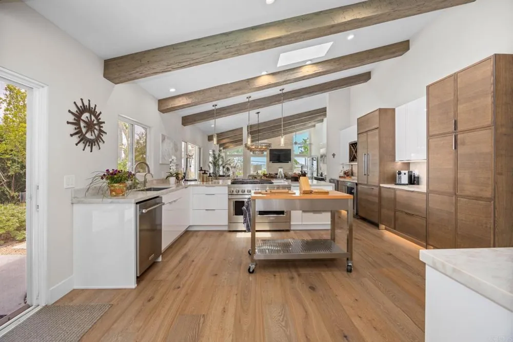 764 E Solana Circle Solana Beach, CA 92075