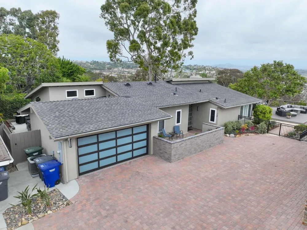 764 E Solana Circle Solana Beach, CA 92075