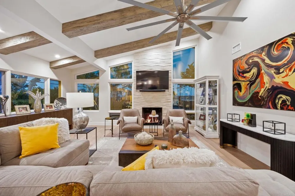 764 E Solana Circle Solana Beach, CA 92075