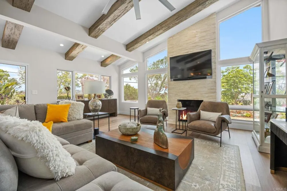 764 E Solana Circle Solana Beach, CA 92075