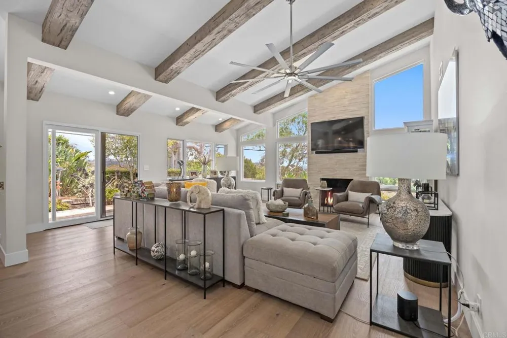 764 E Solana Circle Solana Beach, CA 92075