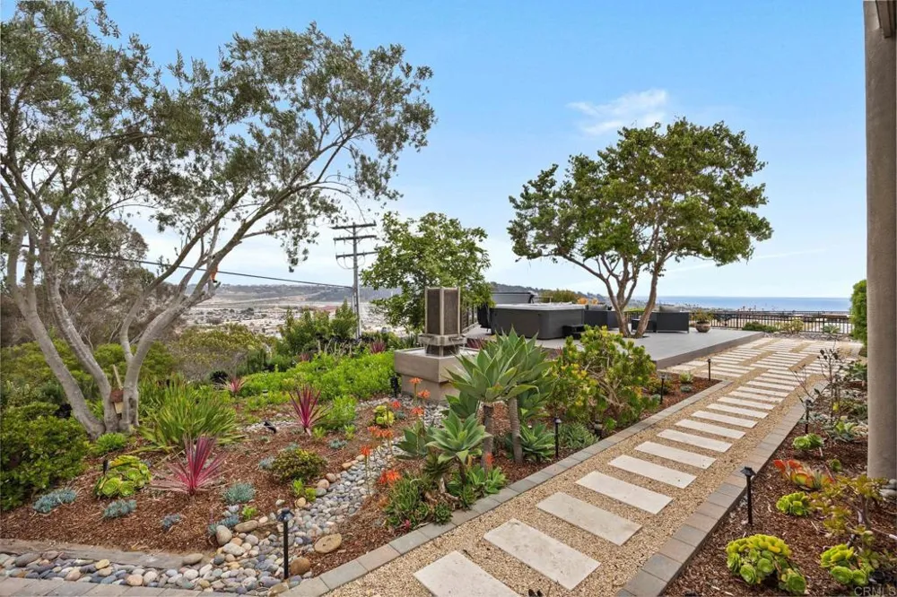 764 E Solana Circle Solana Beach, CA 92075