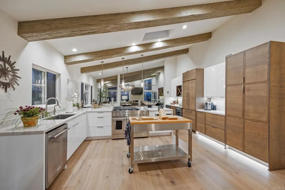 764 E Solana Circle Solana Beach, CA 92075
