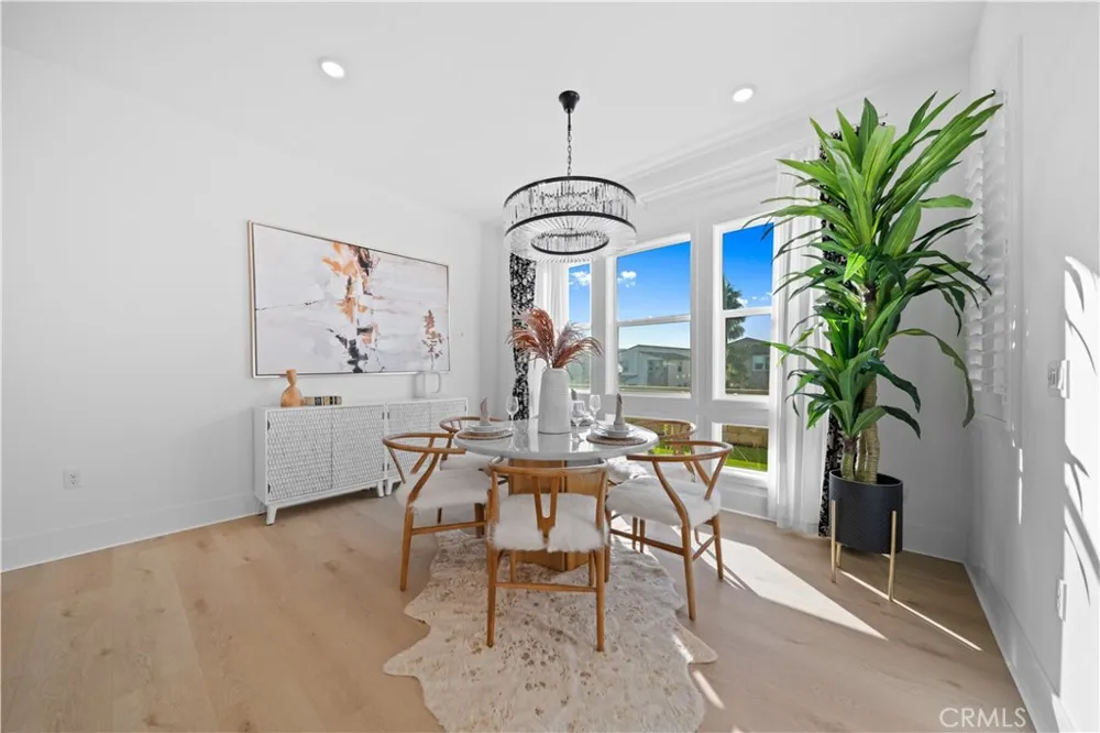 262 Sora Irvine, CA 92618