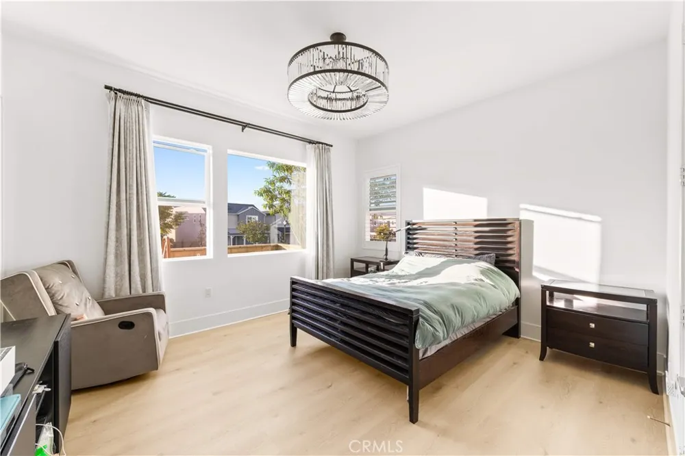262 Sora Irvine, CA 92618