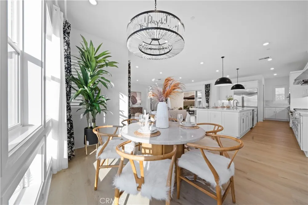 262 Sora Irvine, CA 92618